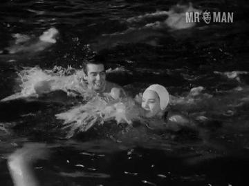 Victor Mature in I Wake Up Screaming (1941) Bathing Shirtless Suit Bathing Bulge 16911