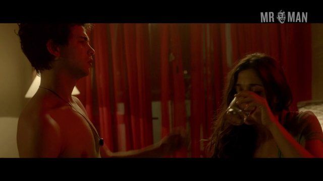 Sexiest Héctor Medina Scene in Four Seasons in Havana. Sexy, Shirtless, Straight. 17521