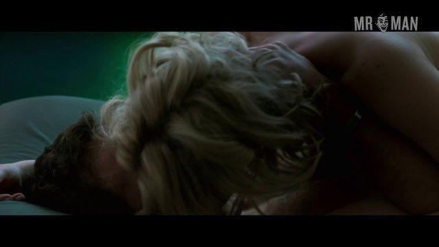 Sexiest Scenes of Jim Preston from Passengers. Sexy, Shirtless, Straight, butt. 18917