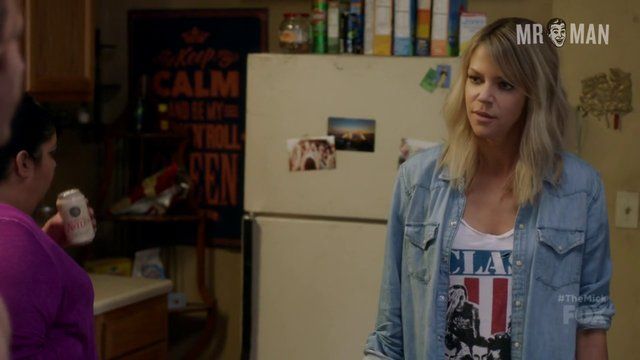 Scott MacArthur in The Mick (2016-2018) Bulge Shirtless Underwear Bulge Sexy 17769