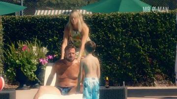 Sam Pancake in The Mick (2016-2018) Bathing Suit Shirtless Bathing Suit Shirtless 18252