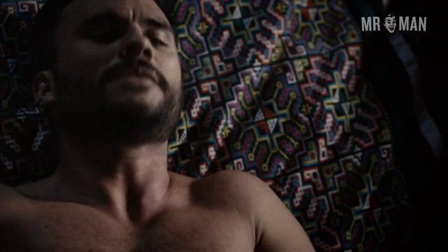 Sexiest Juan Pablo Raba Scene in SIX. Shirtless, Straight. 18517