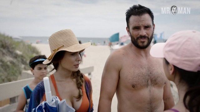 Hottest Juan Pablo Raba Scene in SIX. Shirtless, straight. 18740