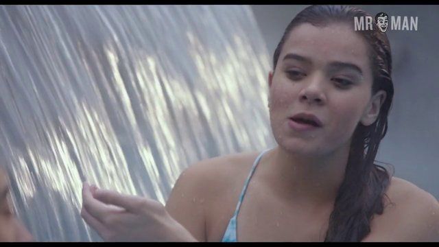 Sexiest Scenes of Erwin from The Edge of Seventeen. Shirtless. 18719