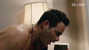 Luis Roberto Guzmán Nude in Ingobernable. Butt, Shirtless, sexy, straight. 19114