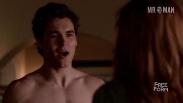 Charlie DePew in Famous in Love (2017-2018) Shirtless Sexy Shirtless 19481
