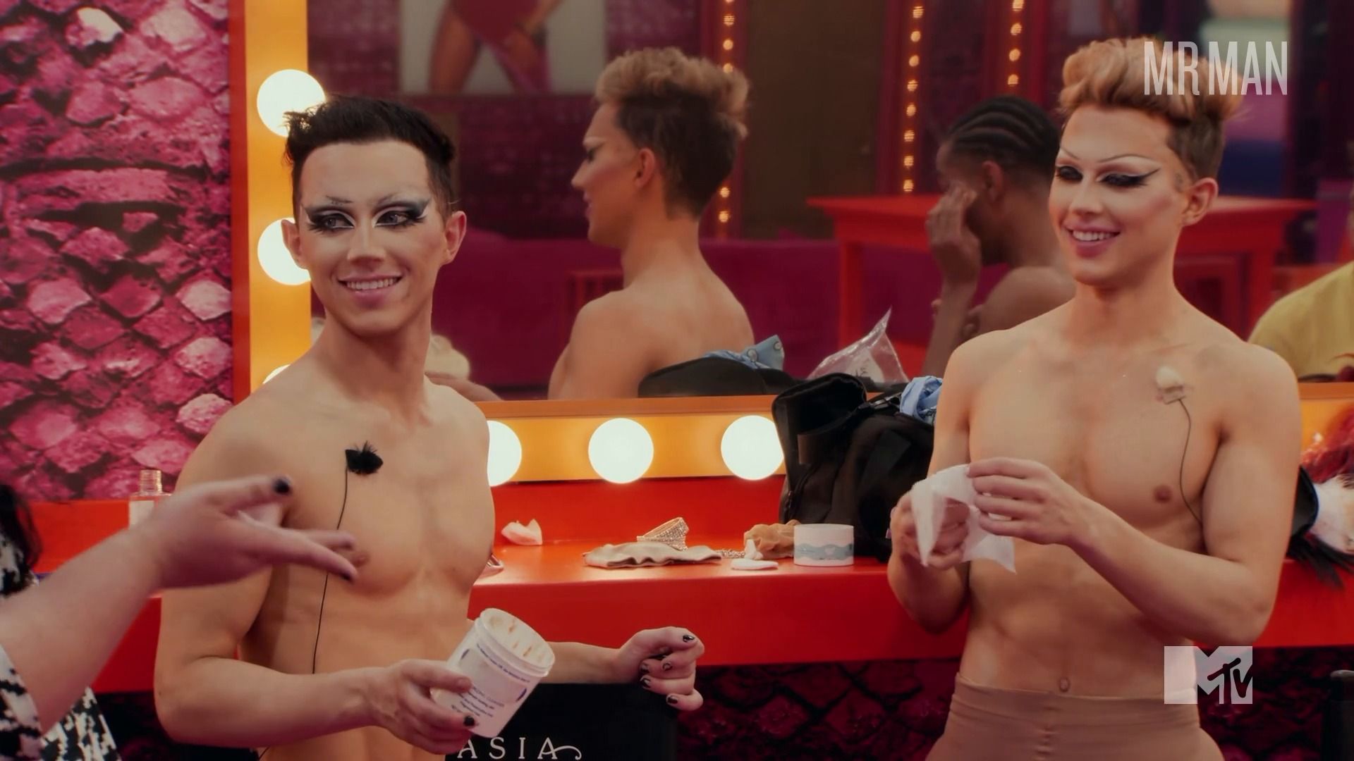 Sexiest Scenes of Self - Contestant from RuPaul's Drag Race. Shirtless. 74789