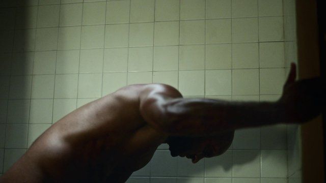 Sexiest Scenes of Shadow Moon from American Gods. Sexy, Shirtless, butt, straight. 19739