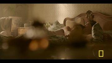 Johnny Flynn in Genius (2017-2018) Shirtless Straight Sexy Shirtless 20007
