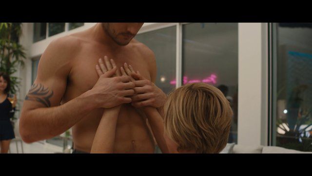 Ryan Cooper in Rough Night (2017) Balls Penis Shirtless Balls Bulge 21418