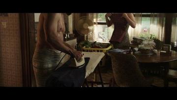 Josh Brolin in Labor Day (2013) Shirtless Shirtless 20817