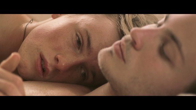 Louis Hofmann, Jannik Schümann in Center of My World (2016) Gay Sexy Shirtless Balls Penis Balls Bathing Suit 22076