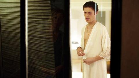 Gijs Blom Nude in Surrogate. Penis, Sexy, Shirtless. 22210