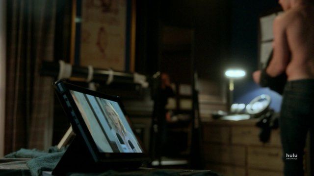 Hottest Gregg Sulkin Scene in Marvel's Runaways. Shirtless, straight. 22832