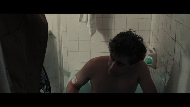 Jake Gyllenhaal in Stronger (2017) Sexy Shirtless Bulge Sexy 22639
