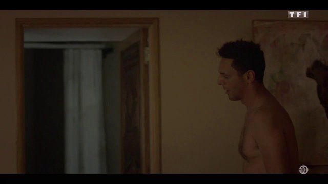 Tomer Sisley Nude as Ronan Berg. Balls, Bulge, Butt, Penis, Shirtless, Underwear, sexy, straight. 23198