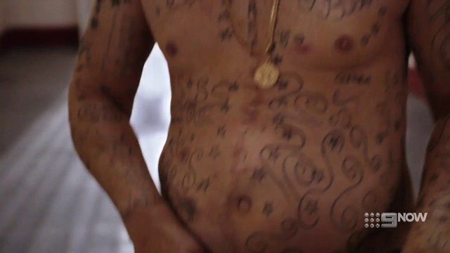 Underbelly Files: Chopper's Sexiest Scenes with Aaron Jeffery. Shirtless, butt. 23466