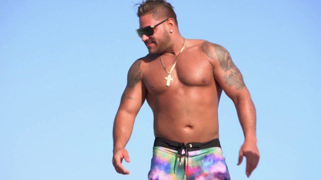 Jersey Shore Family Vacation's Sexiest Scenes with Ronnie Ortiz-Magro. Bathing Suit, Shirtless, bulge, sexy. 24840