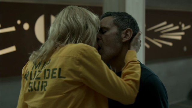 Locked Up's Sexiest Scenes with Roberto Enríquez. Shirtless, Straight, butt. 24696