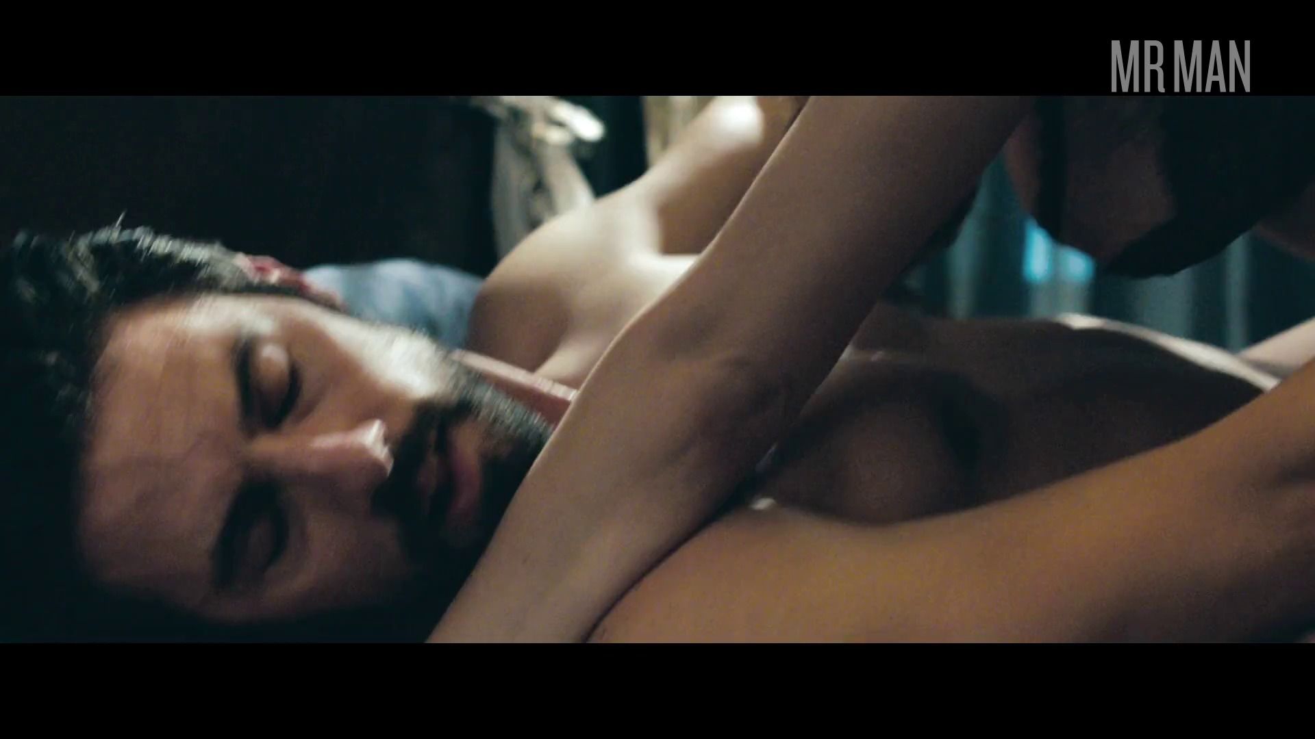 Sexiest Scenes of Paolo from Kiss of the Damned. Sexy, Shirtless, Straight. 27095