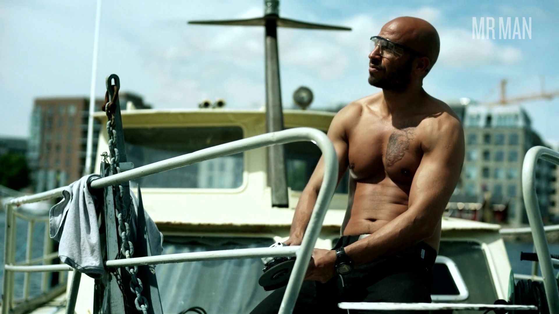 Sexiest Scenes of CC from Warrior. Shirtless. 27473