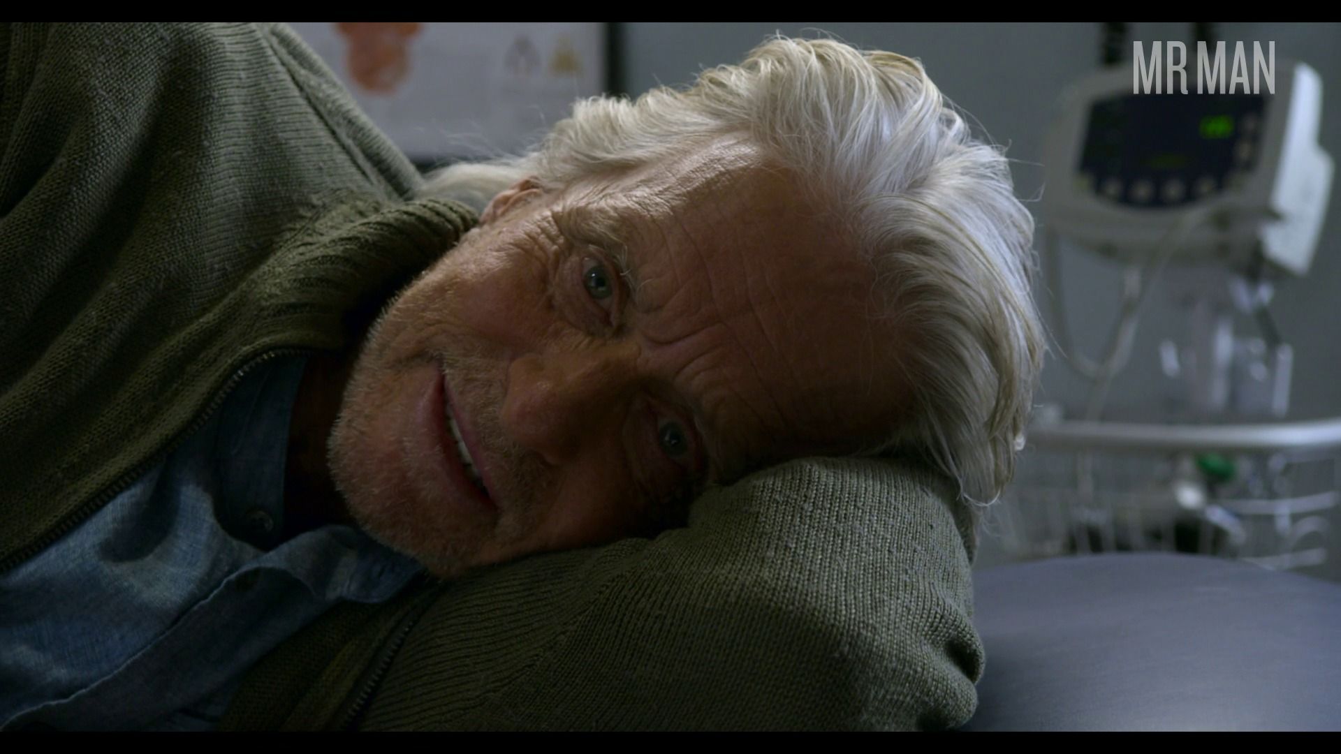 Sexiest Scenes of Sandy Kominsky from The Kominsky Method. Sexy, shirtless. 27707