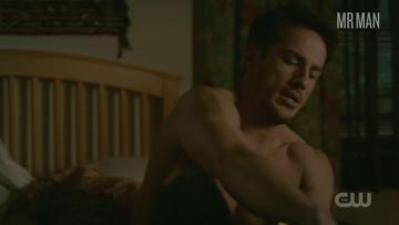 Michael Trevino in Roswell, New Mexico (2019-2022) Shirtless Shirtless Straight 30420