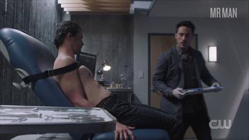 Nathan Parsons in Roswell, New Mexico (2019-2022) Shirtless Shirtless Straight 66096