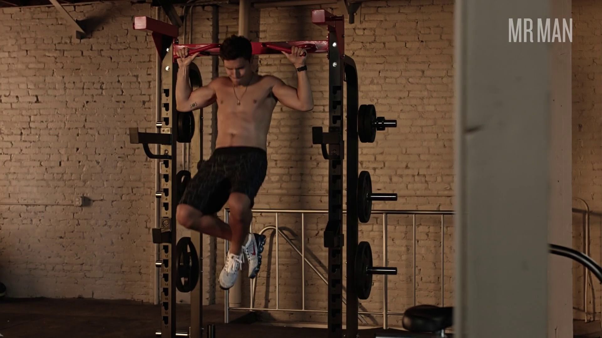 9-1-1: Lone Star's Sexiest Scenes with Ronen Rubinstein. Shirtless, gay, sexy. 44664