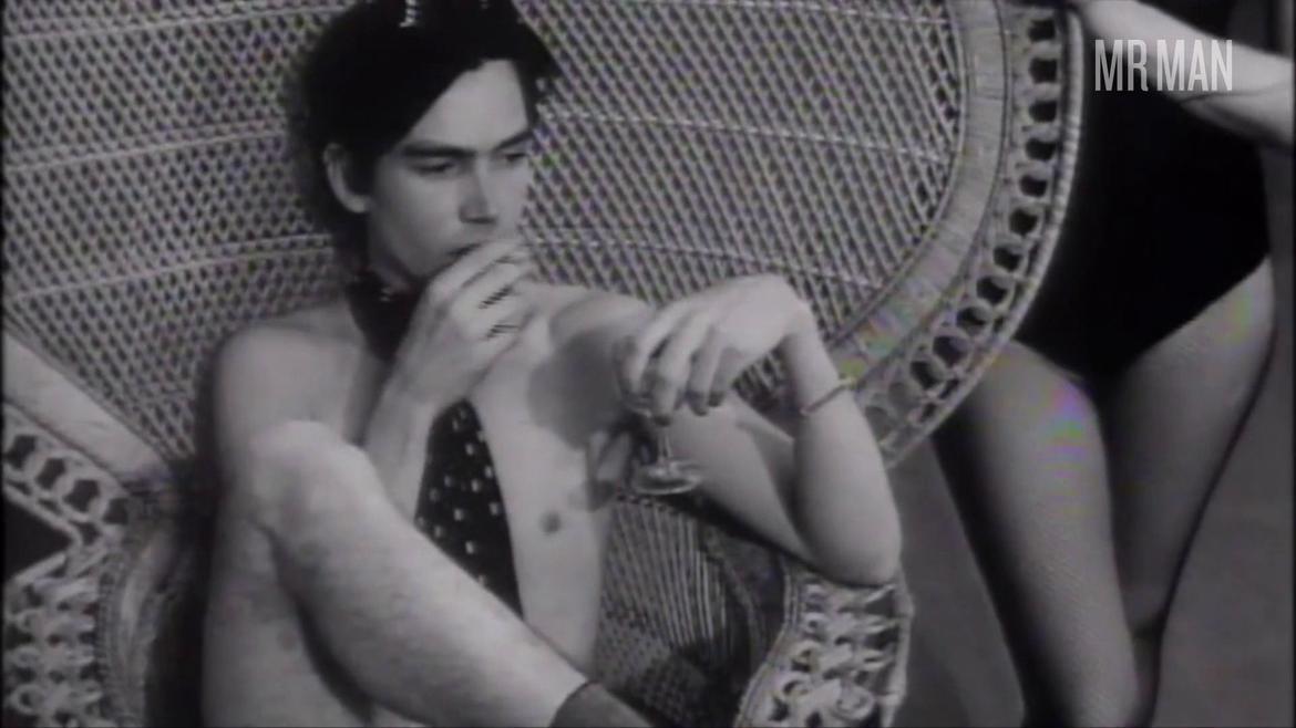 Hottest Duncan Hannah Scene in Unmade Beds. Shirtless. 53072