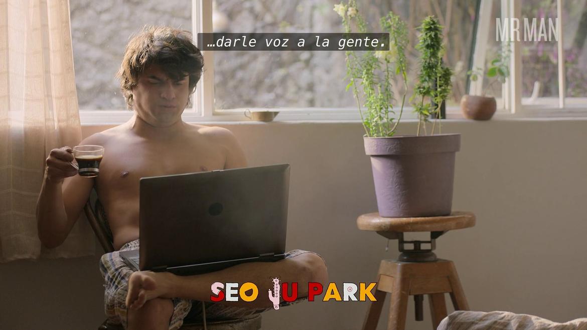 Aldo Escalante, Ricardo Polanco in Bankrolled (2021) Sexy Shirtless Bathing Suit Butt 63227