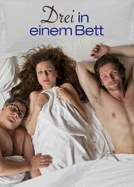 Drei in einem Bett Butt Shirtless 4432