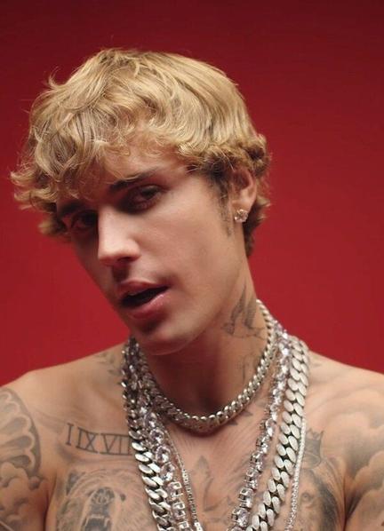 POPSTAR Shirtless 15665