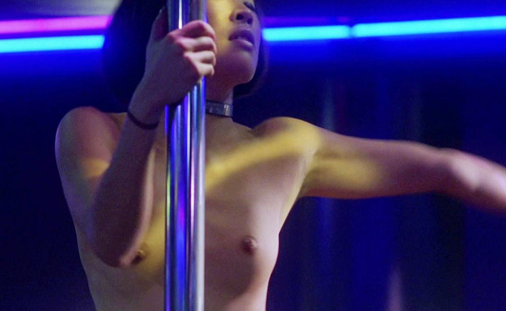 Sandra Oh Did Her First Nude Scene in 20 Years!