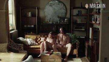 See Jemima Kirke’s Curls On Girls Lake Bell Lena Dunham Jemima Kirke Jodi Balfour Paige Patterson 1887