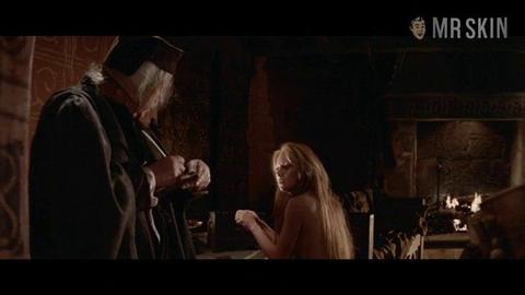 Lady Macbeth from Macbeth Naked. Full Nudity, breasts, bush. 174581