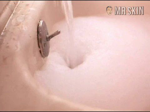 Susan Tyrrell Nude in Far from Home. Breasts, sexy. 196222