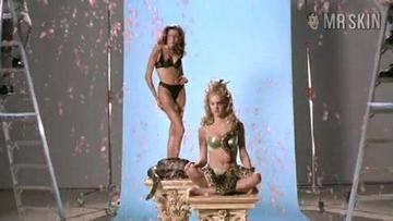Bridgette Wilson in The Real Blonde (1998) Bikini Bikini Breasts 175173