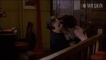 Lara Flynn Boyle in Threesome (1994) Sexy Underwear Butt Sexy 184002