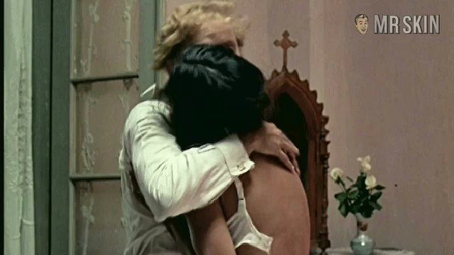 Sonia Braga Nude in Dona Flor and Her Two Husbands. Breasts, Butt, bush. 211426