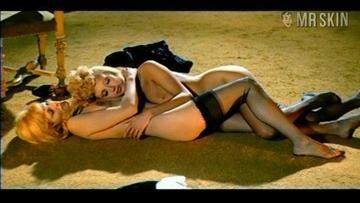 Nathalie Delon Nude as Erika. Breasts, Lesbian, underwear. 185522