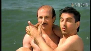 Manuela Arcuri in A ruota libera (2000) Bikini Bikini Sexy 176336