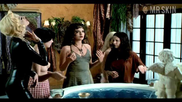 Sammi Davis Nude in Four Rooms. Breasts, lesbian. 192076