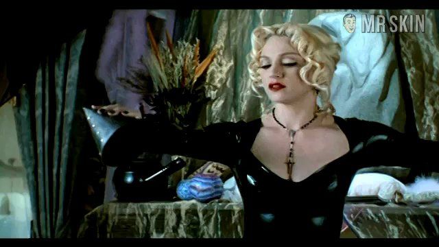 Sammi Davis in Four Rooms (1995) Breasts Breasts Lesbian 192078