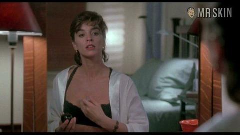 Hottest Annabella Sciorra Scene in The Hand that Rocks the Cradle. Underwear, breasts, sexy. 230552