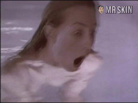 Laura Dern Naked in Down Came a Blackbird. Breasts, Butt. 173425