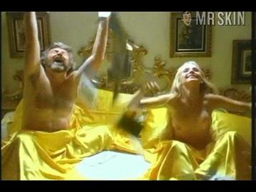 Joyce Jillson in Superchick (1973) Breasts Bikini Body Double 187178