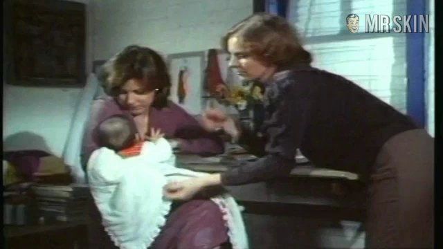 Patty Duke Nude as Helen. Breasts. 187046