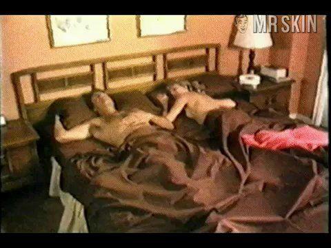 Britt Ekland Naked in Erotic Images. Breasts. 185593