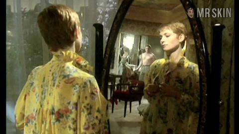 Isabelle Huppert Nude as Frederique. Breasts, Butt, Bush. 193766